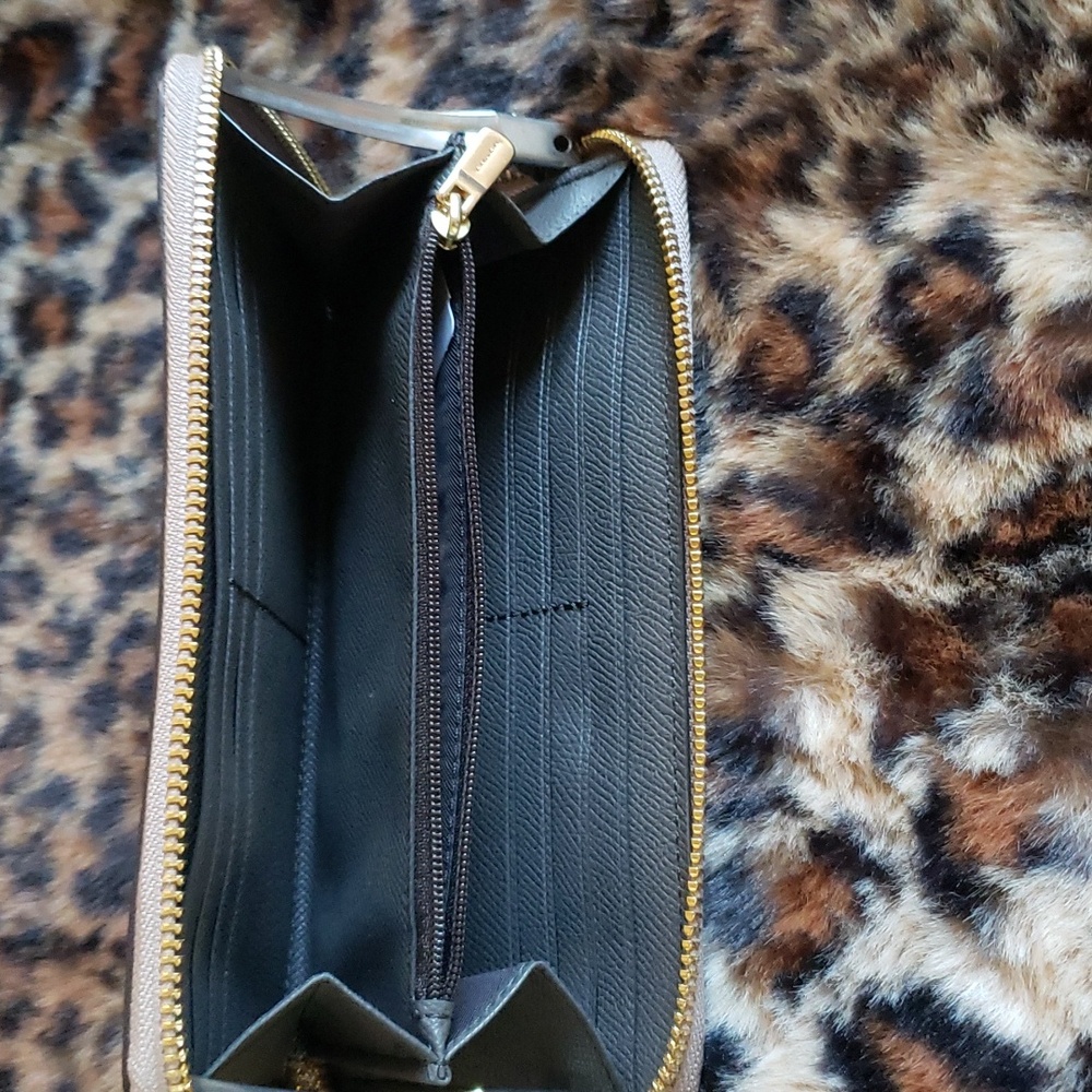 Coach Wallet‎ - Picture 7 of 10